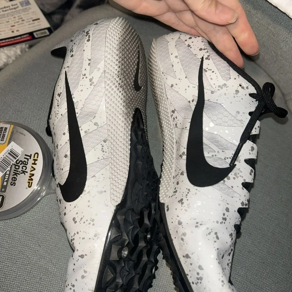 Nike Track And Field Men’s 14 With Spikes And Bag box 1